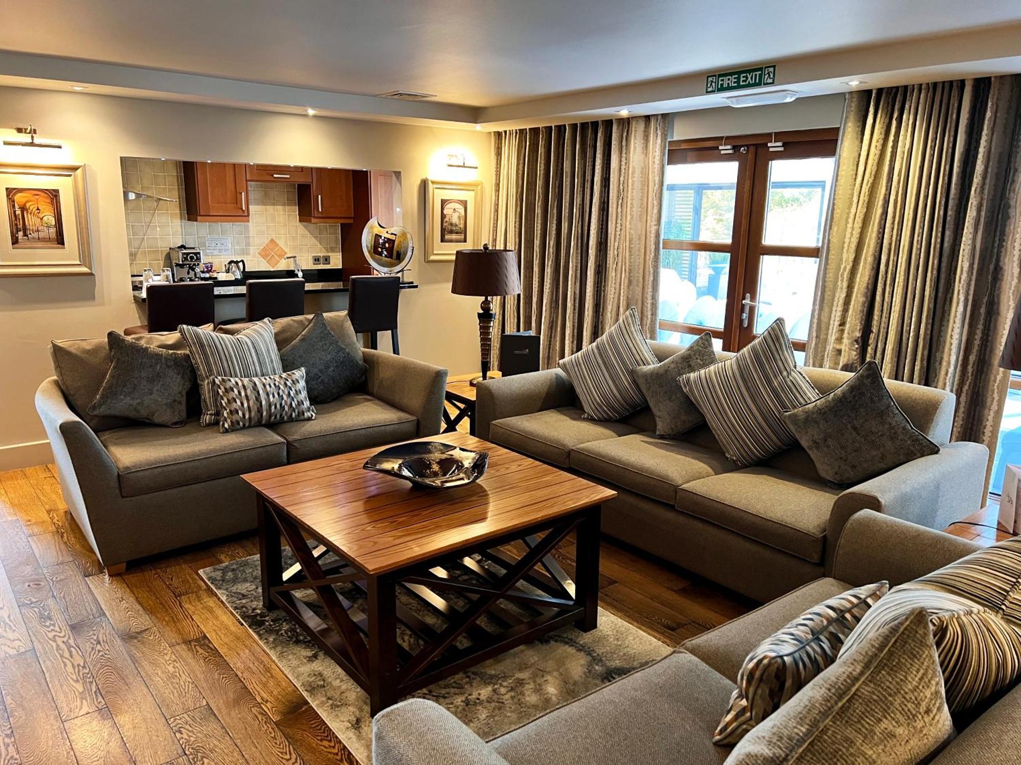 The Gailes Hotel & Spa Irvine  Extérieur photo